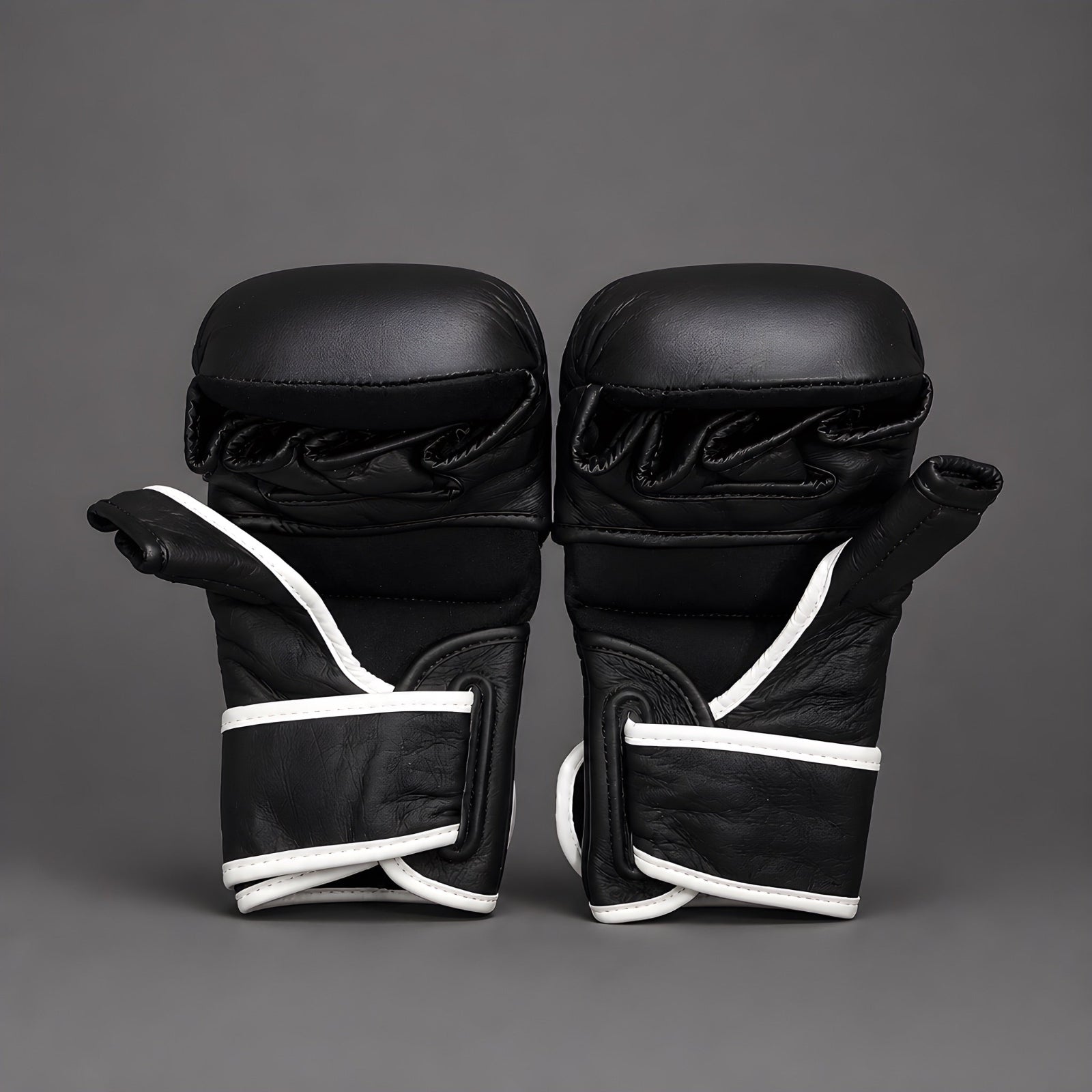 Guantillas MMA Old Skulls “Blackbook Combat“ 1